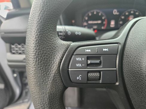 Certified 2023 Honda Accord EX image 24