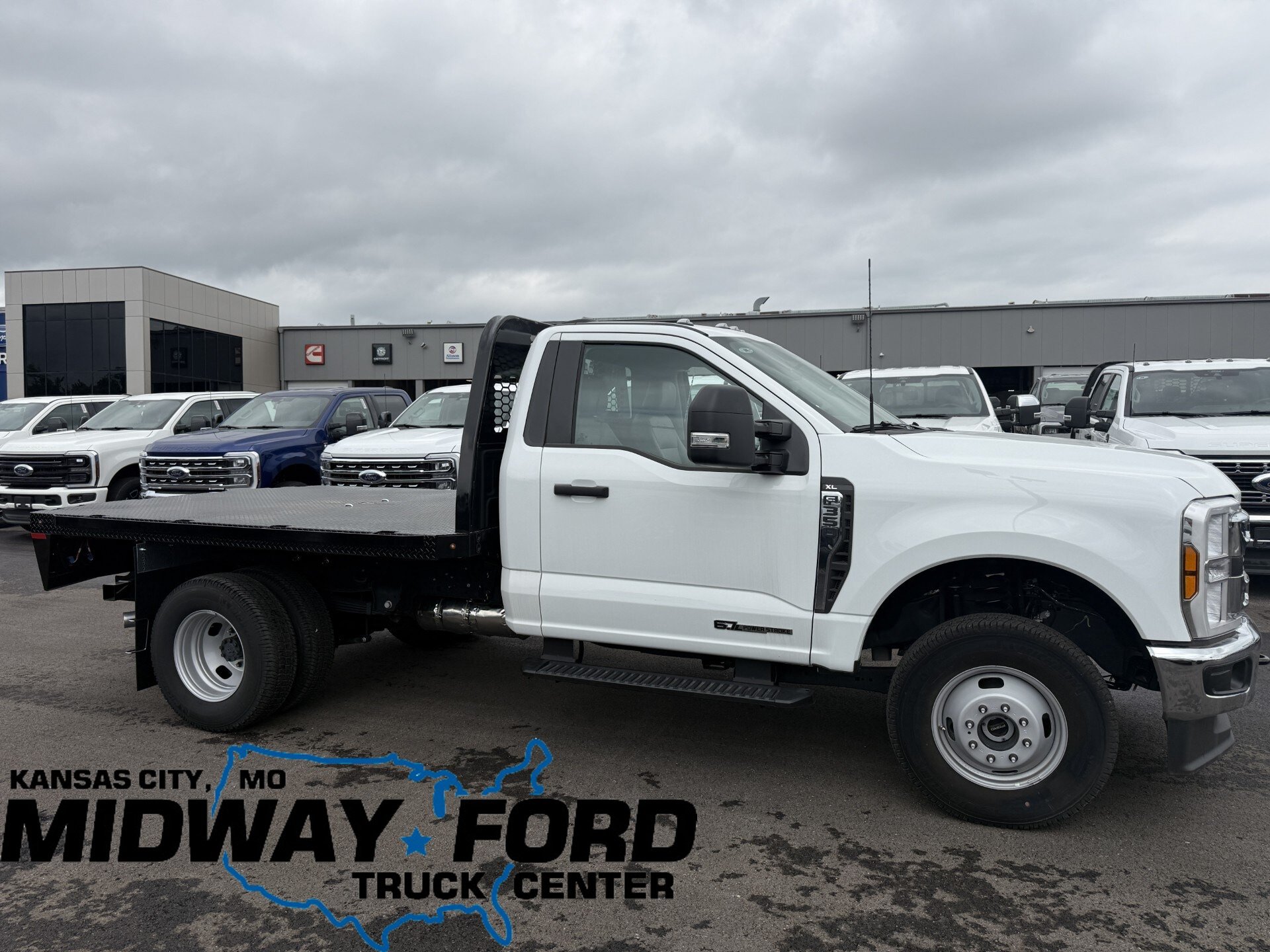 New 2025 Ford F350 XL w/ XL Chrome Package AWD/4WD image 1