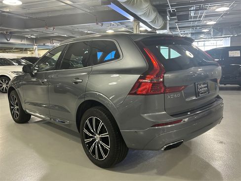 Used 2020 Volvo XC60 T8 Inscription image 4