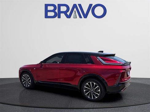 New 2025 Cadillac Lyriq Sport image 8