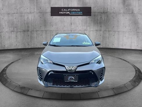 Used 2017 Toyota Corolla SE w/ SE Premium Package FWD image 2