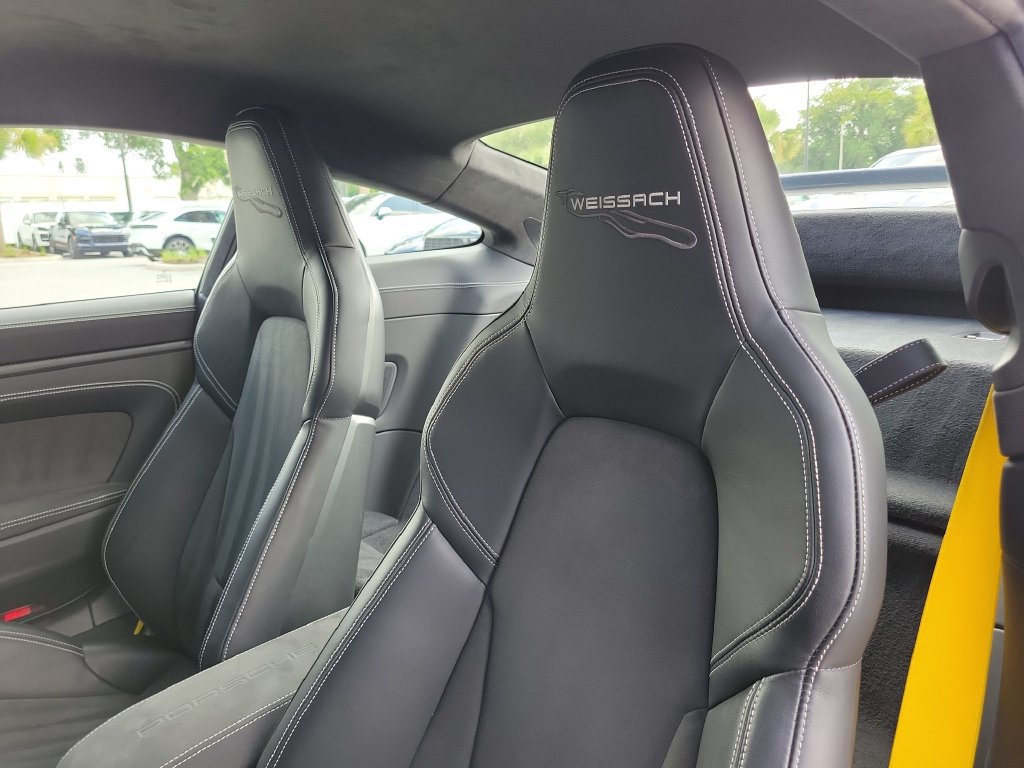 Certified 2025 Porsche 911 GT3 RWD image 5