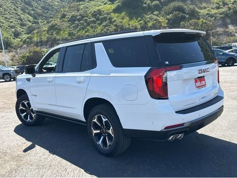 New 2026 GMC Yukon AT4 image 3