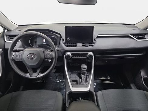 Certified 2025 Toyota RAV4 LE AWD/4WD image 9