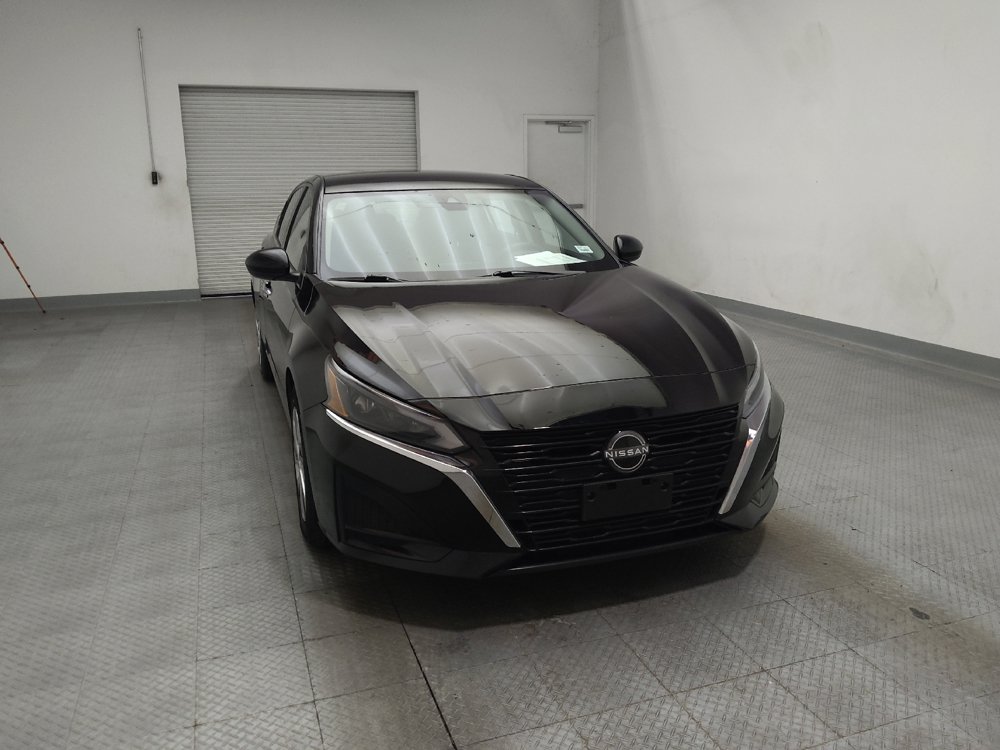 Used 2023 Nissan Altima 2.5 S FWD image 14