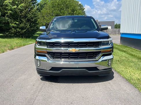 Used 2017 Chevrolet Silverado 1500 LT w/ All Star Edition RWD image 2