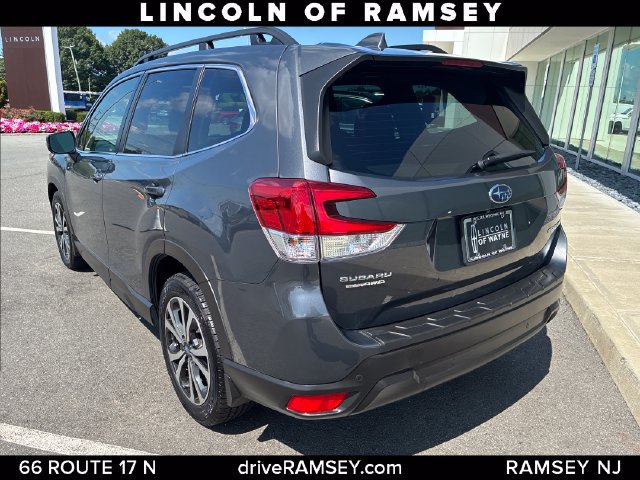 Used 2022 Subaru Forester Limited AWD/4WD image 3