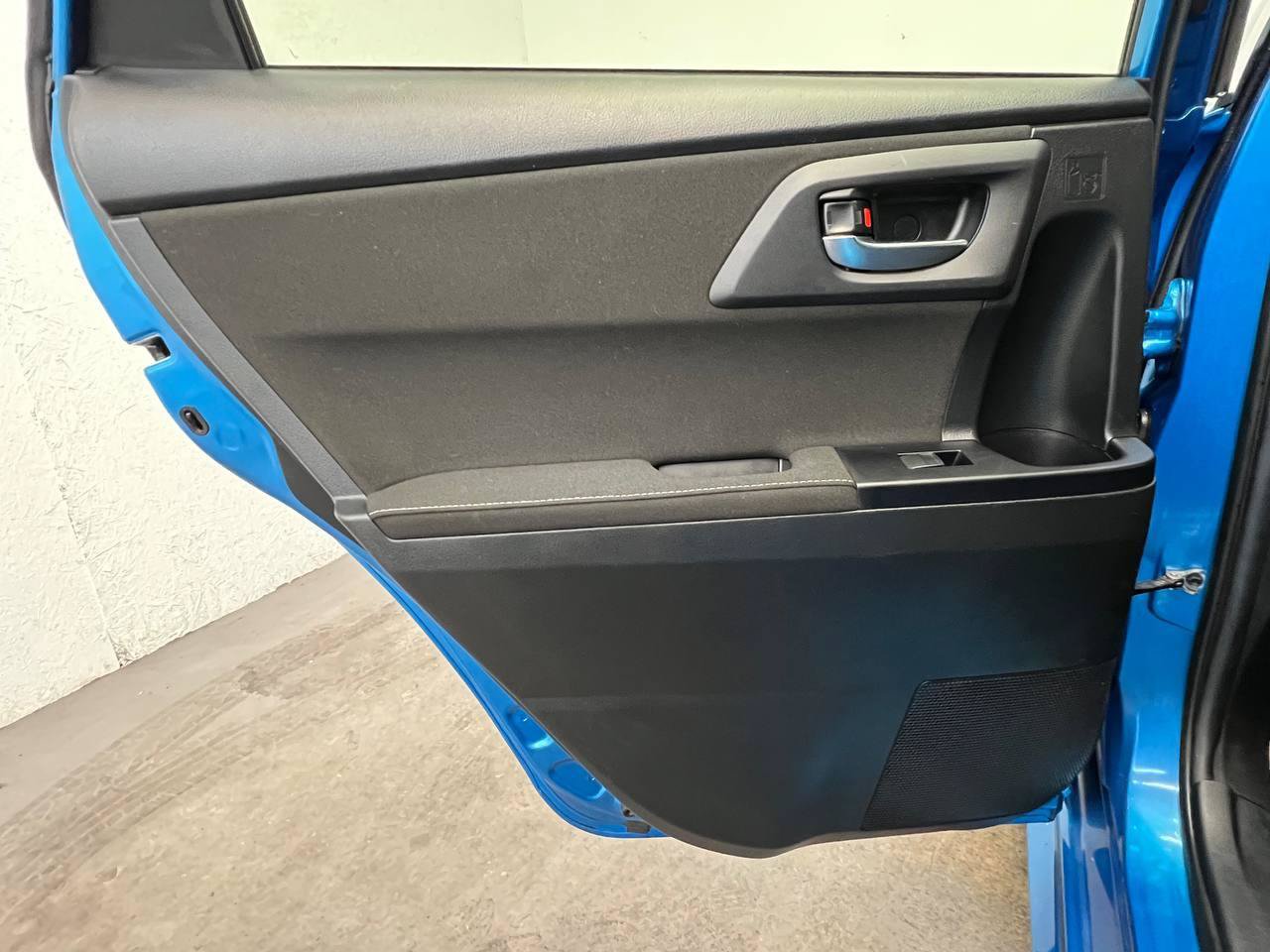 Used 2017 Toyota Corolla iM w/ All-Weather Mat Package FWD image 9