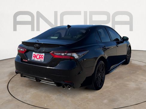 Used 2023 Toyota Camry SE image 12