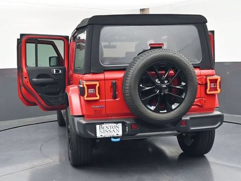 Used 2023 Jeep Wrangler Unlimited Sahara w/ Cold Weather Group AWD/4WD image 49