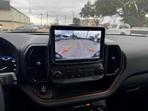 Used 2021 Ford Bronco Sport Outer Banks image 12