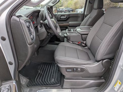 Used 2022 Chevrolet Silverado 1500 LT w/ Safety Package image 16