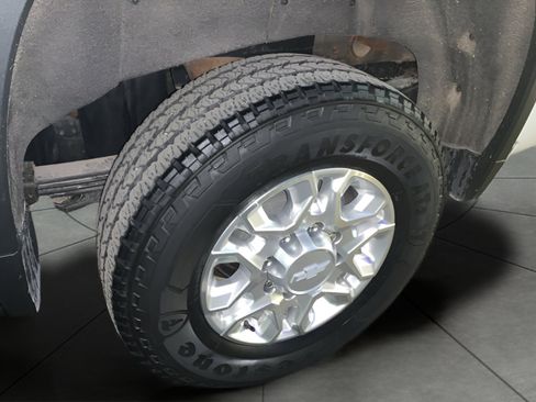 Used 2020 Chevrolet Silverado 2500 LTZ w/ LTZ Plus Package image 21