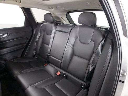 Certified 2023 Volvo XC60 B6 Ultimate w/ Climate Package AWD/4WD image 21