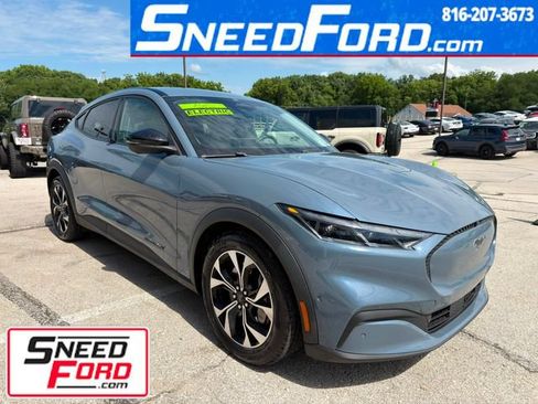 Used 2024 Ford Mustang Mach-E Select AWD/4WD image 1