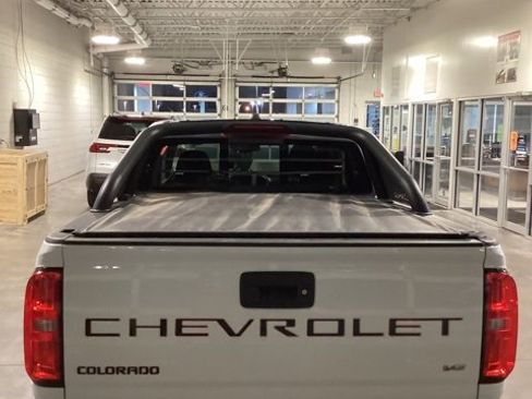 Used 2022 Chevrolet Colorado LT w/ Redline Special Edition image 10
