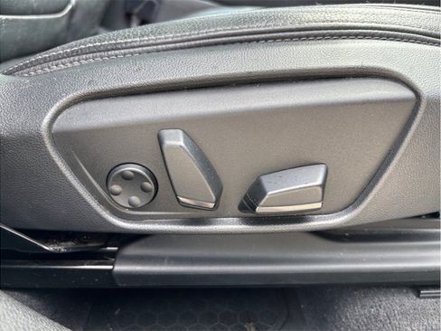 Used 2017 BMW X1 xDrive28i AWD/4WD image 40
