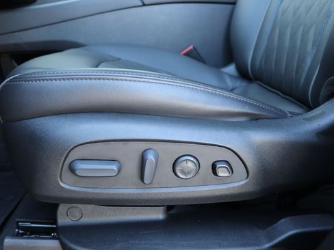 Used 2023 Buick Enclave Avenir w/ Avenir Technology Package AWD/4WD image 6