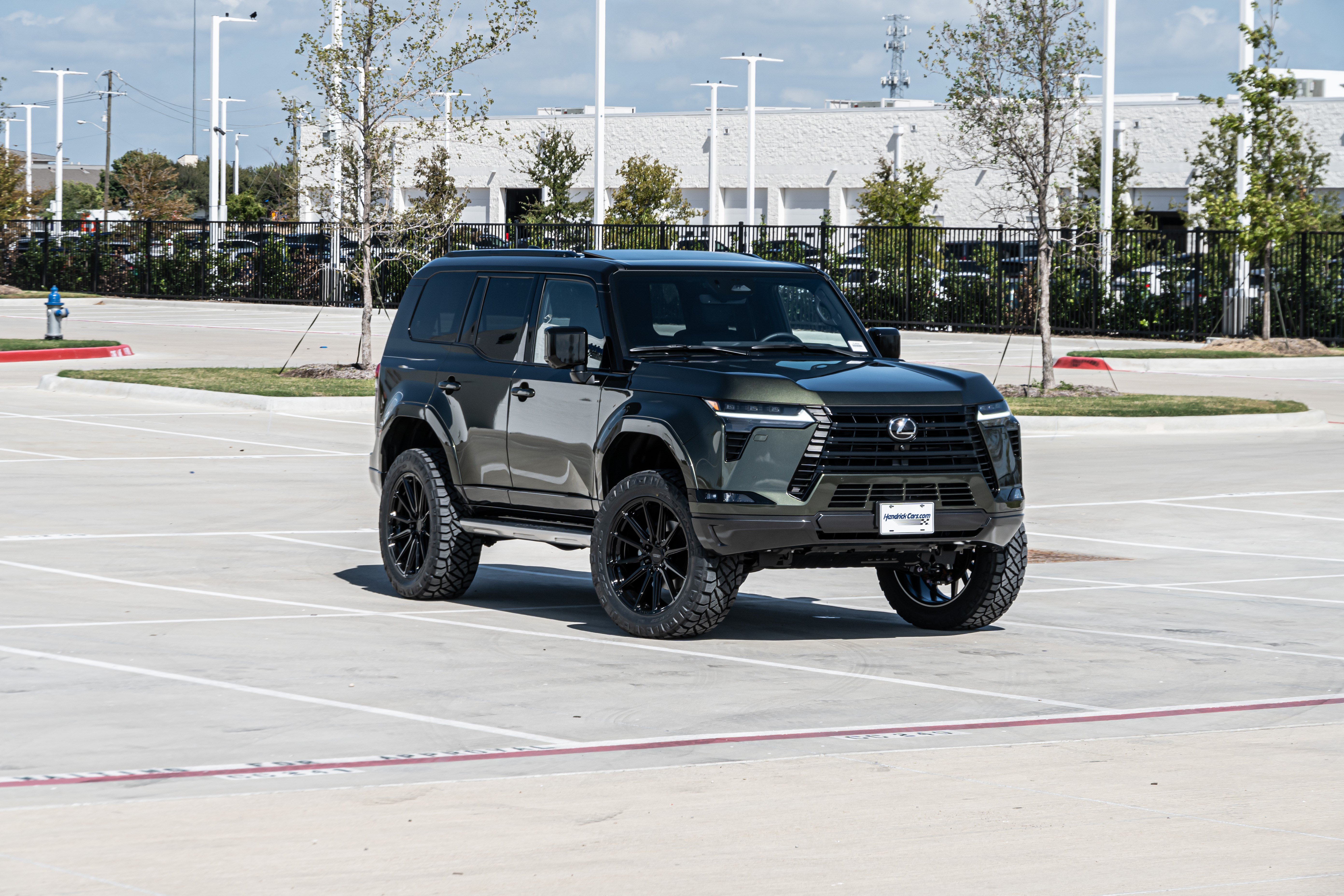 Used 2026 Lexus GX 550 w/ Accessory Package (2T) AWD/4WD image 40
