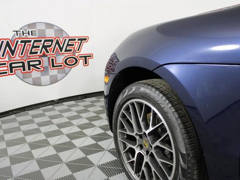 Used 2018 Porsche Macan Sport Edition AWD/4WD image 28