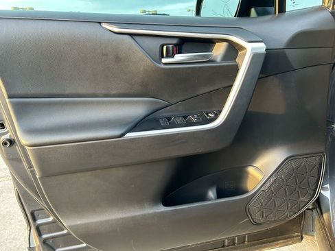 Used 2024 Toyota RAV4 XLE Premium image 12