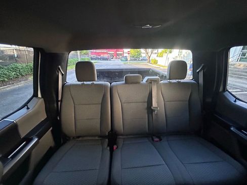 Used 2018 Ford F150 XLT image 33