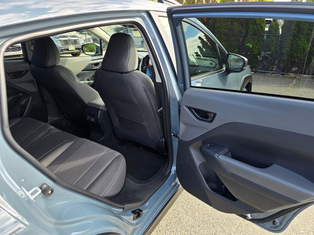 Certified 2025 Subaru Crosstrek 2.5i Premium AWD/4WD image 14