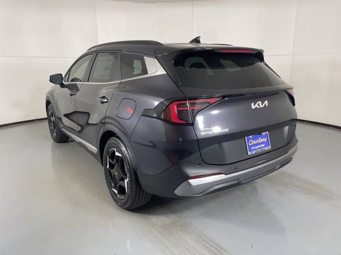 New 2026 Kia Sportage EX w/ EX Panorama Roof Package image 6
