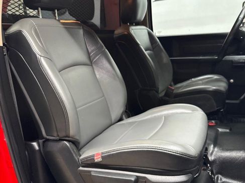 Used 2020 RAM 3500 Tradesman w/ Chrome Appearance Group image 19