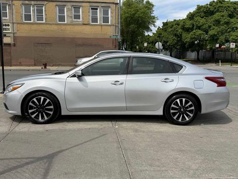 Used 2018 Nissan Altima 2.5 SL FWD image 8