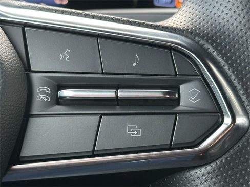 New 2025 Chevrolet Blazer EV LT image 30