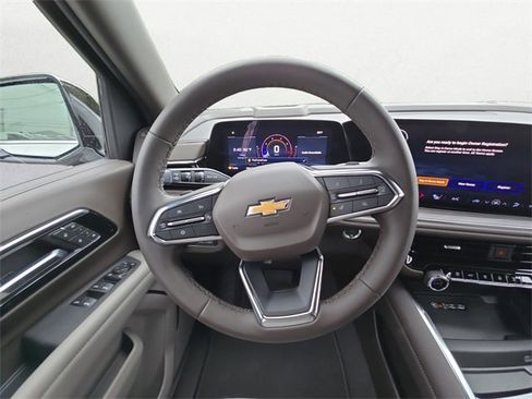 New 2026 Chevrolet Suburban LT w/ Comfort Package image 12