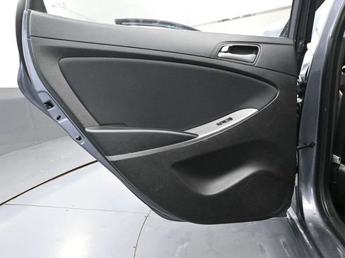 Used 2017 Hyundai Accent SE image 29