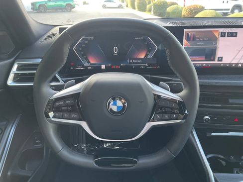 Used 2025 BMW 330i Sedan image 10