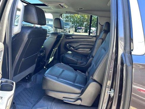 Used 2018 GMC Yukon XL SLT w/ Open Road Package image 11