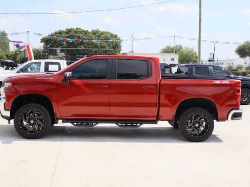 Certified 2020 Chevrolet Silverado 1500 LT w/ All-Star Edition AWD/4WD image 6