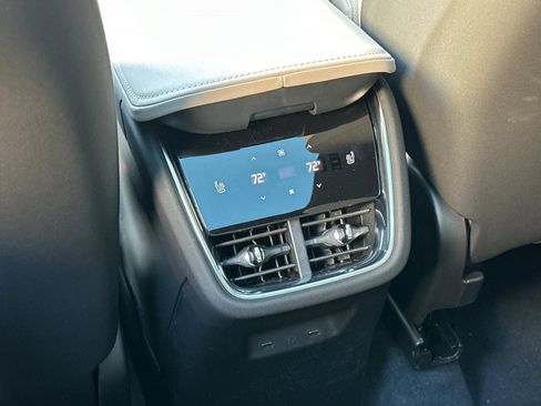 New 2025 Volvo EX90 Plus w/ Protection Package Premier image 13