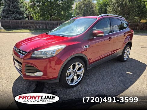 Used 2013 Ford Escape Titanium w/ Class II Trailer Tow Pkg AWD/4WD image 1