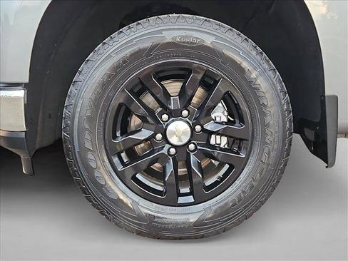 Used 2020 Chevrolet Silverado 1500 LT w/ All-Star Edition AWD/4WD image 24