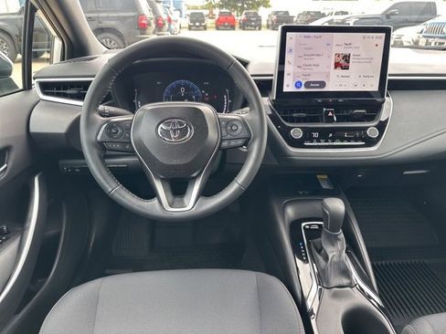 Certified 2025 Toyota Corolla SE image 16