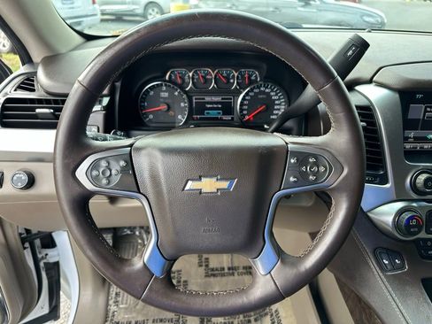 Used 2015 Chevrolet Tahoe LT RWD image 13