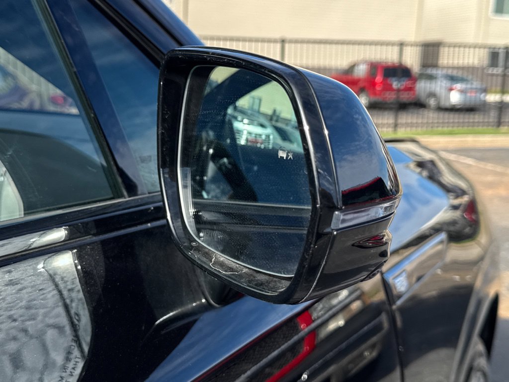 Used 2026 Cadillac Vistiq Platinum w/ LPO, Floor Liner Package AWD/4WD image 47