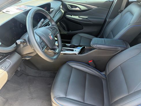 Used 2024 Buick Envista Sport Touring w/ Convenience I Package FWD image 12