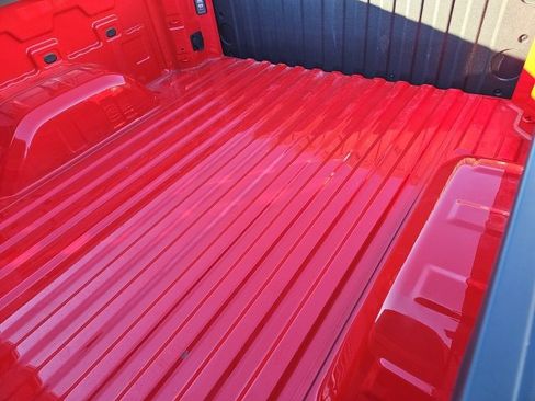 Used 2024 Chevrolet Silverado 1500 LT image 9