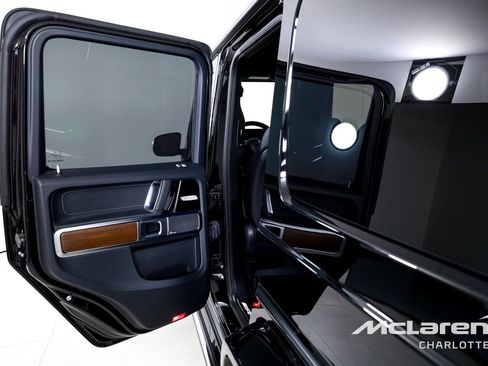 Used 2025 Mercedes-Benz G 63 AMG 4MATIC image 16