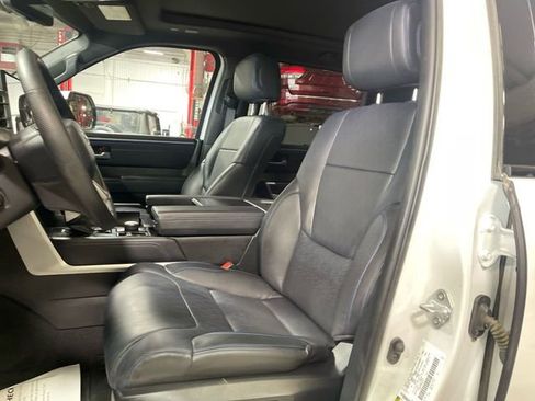 Used 2023 Toyota Tundra Platinum AWD/4WD image 11
