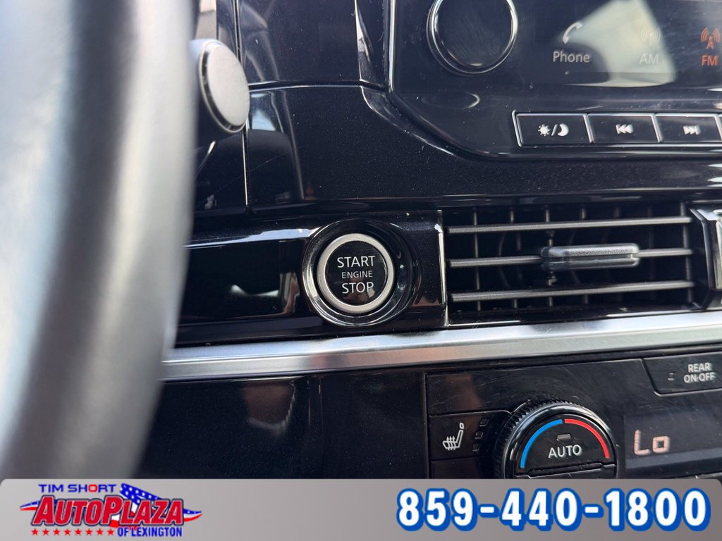 Used 2024 Nissan Pathfinder SL AWD/4WD image 25