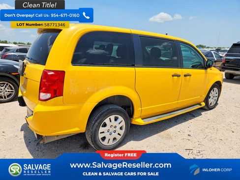 Used 2019 Dodge Grand Caravan SE FWD image 4