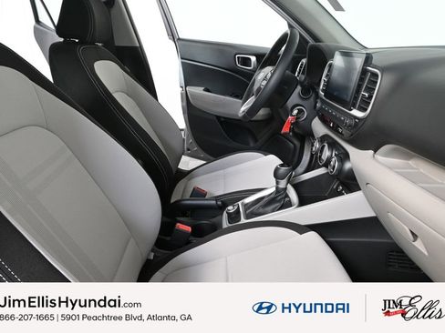 Certified 2023 Hyundai Venue SEL image 24