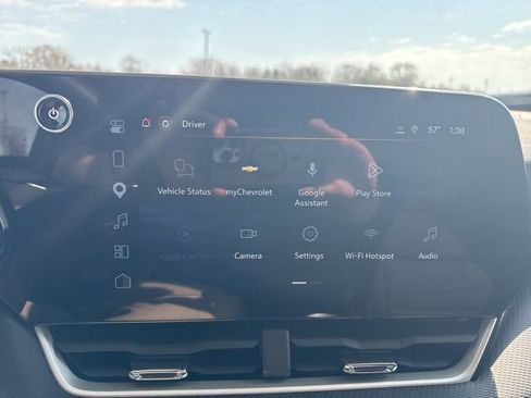 New 2026 Chevrolet Equinox LT w/ LPO, Floor Liner Package AWD/4WD image 22